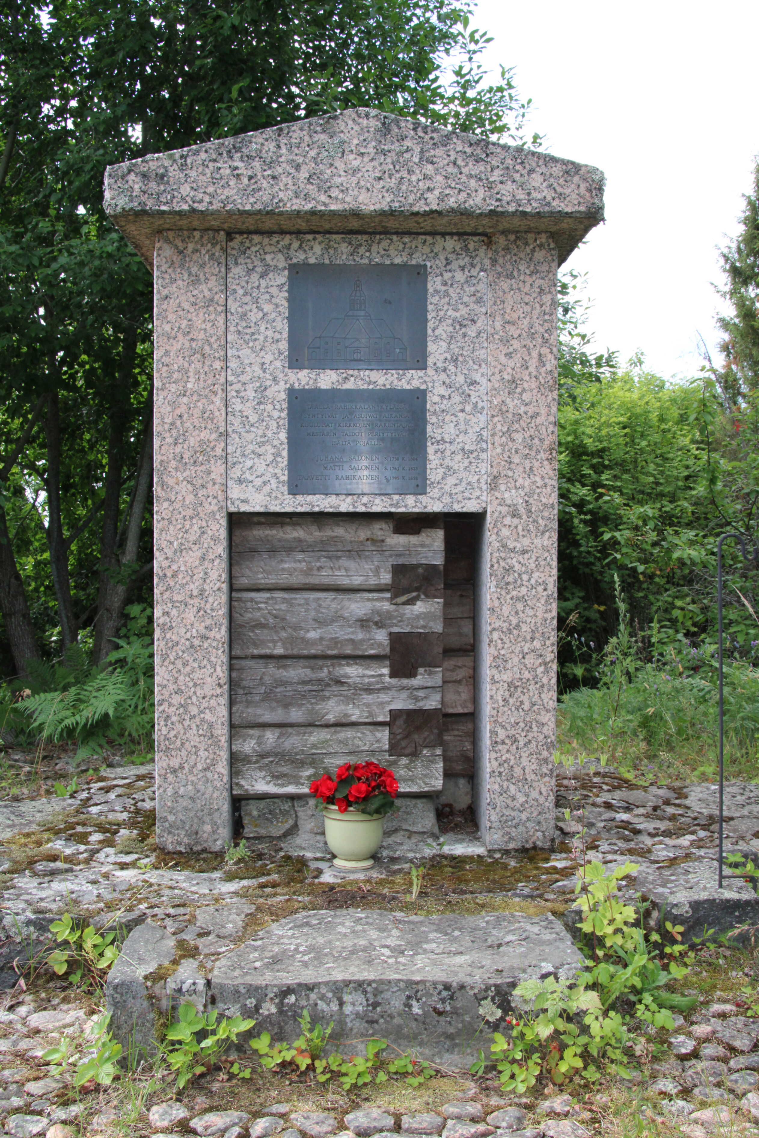 Kirkonrakentajien muistomerkki.